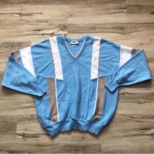 Men's Light Blue and Gray V-Neck Sweater
